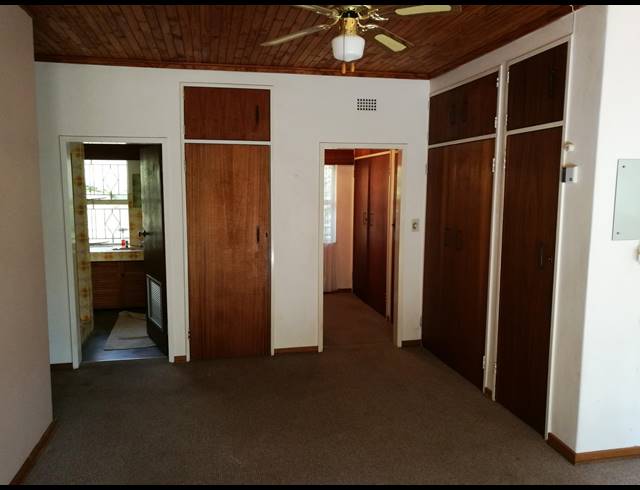 5 BEDROOM HOUSE TO LET IN PROTEA PARK